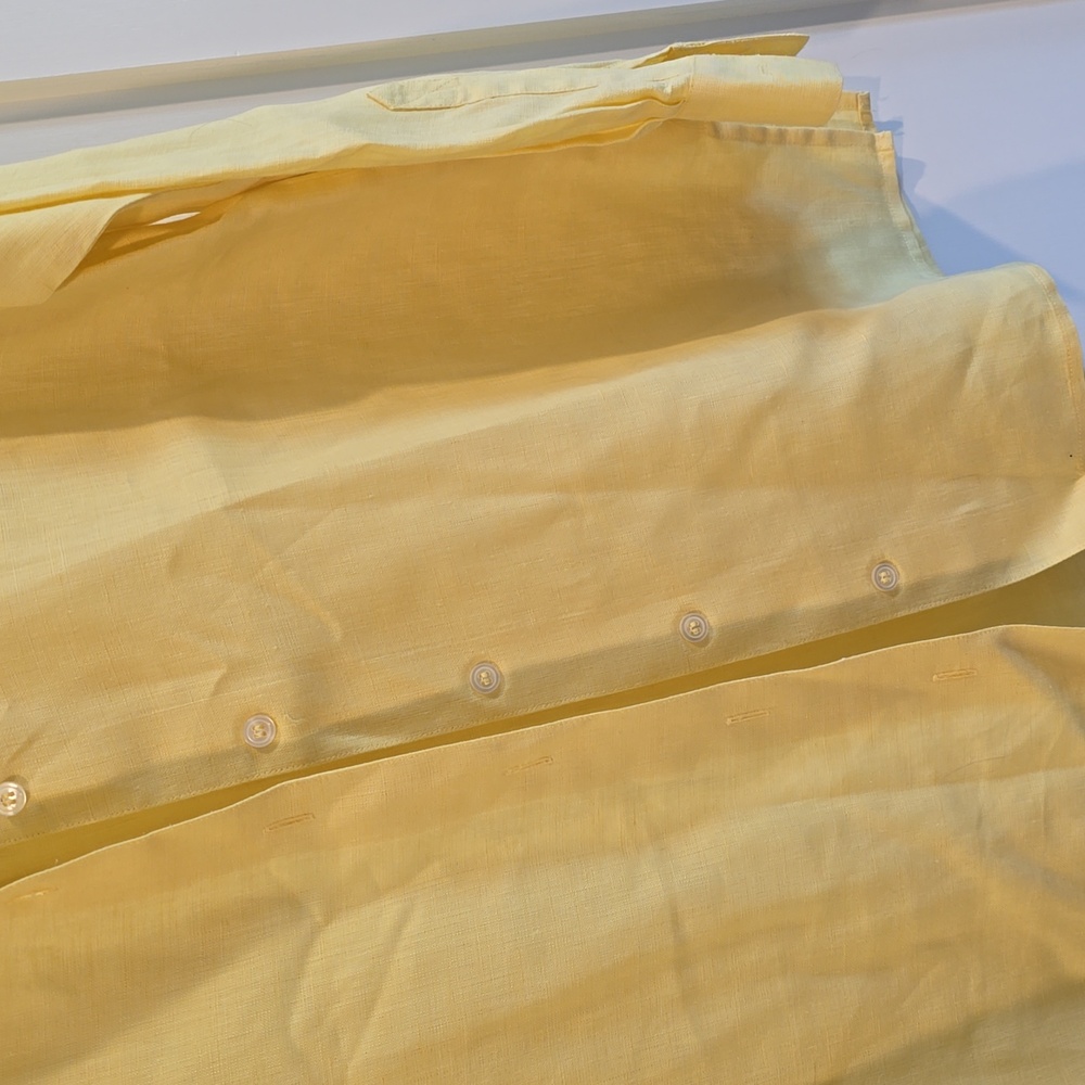 Liz Claiborne Light Yellow Womans Linen Shirt Size M - Picture 4 of 7